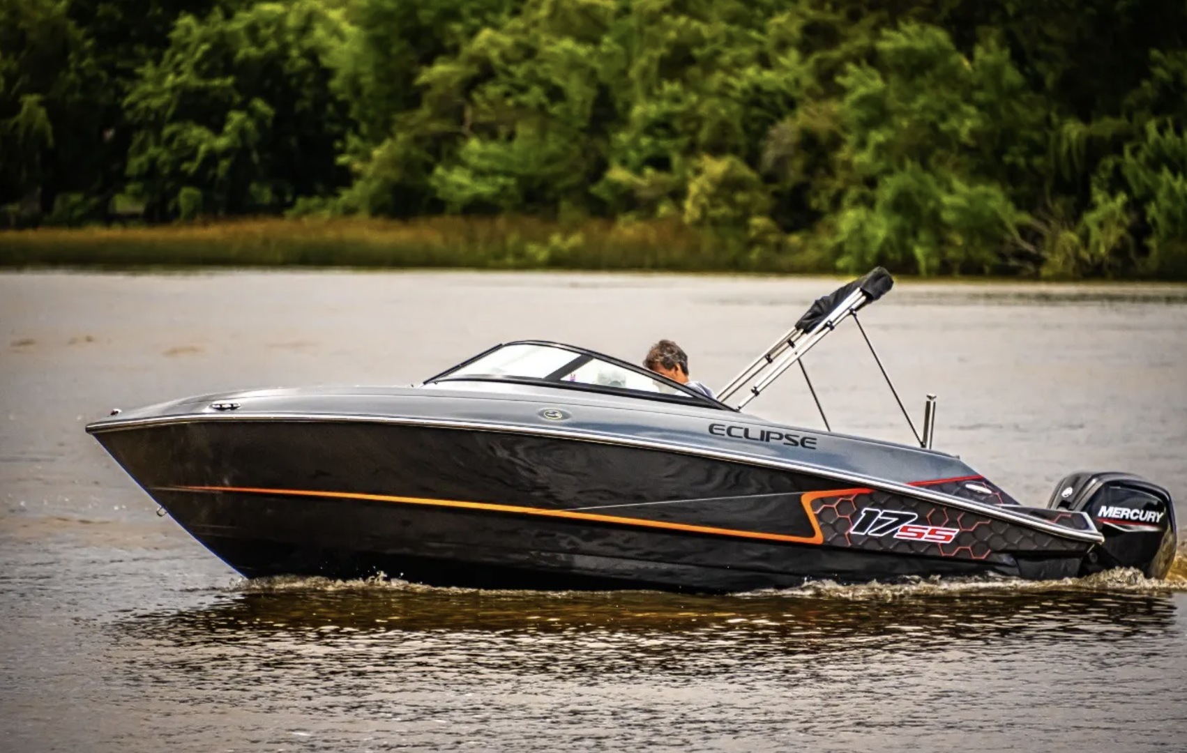 Lancha Open Eclipse 17 SS