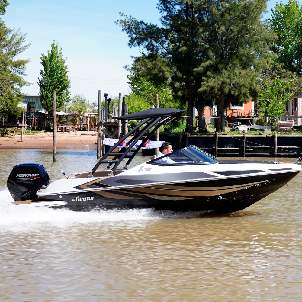 Lancha Open F170 Wake Edition