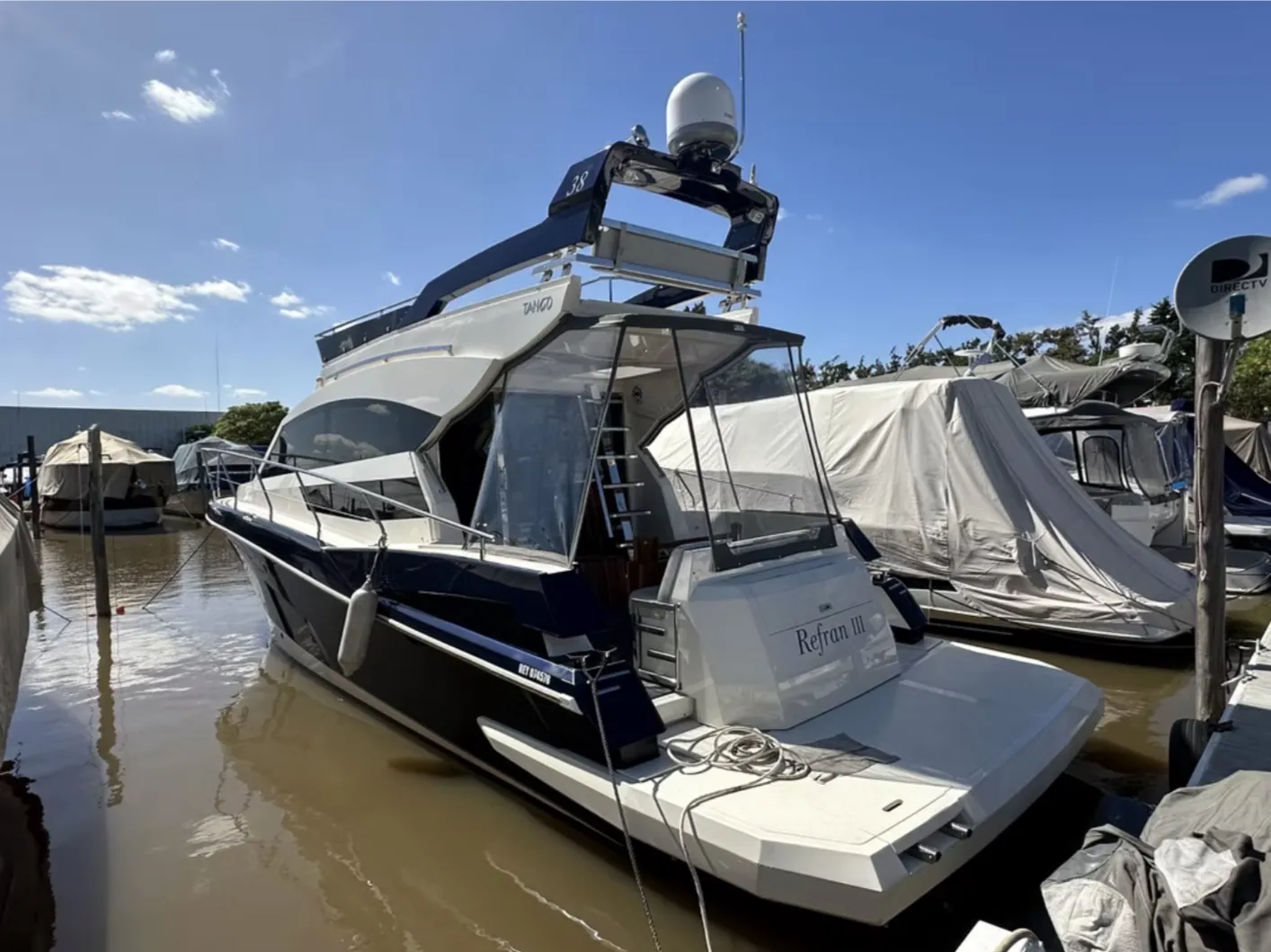TANGO 38 - VOLVO PENTA 300