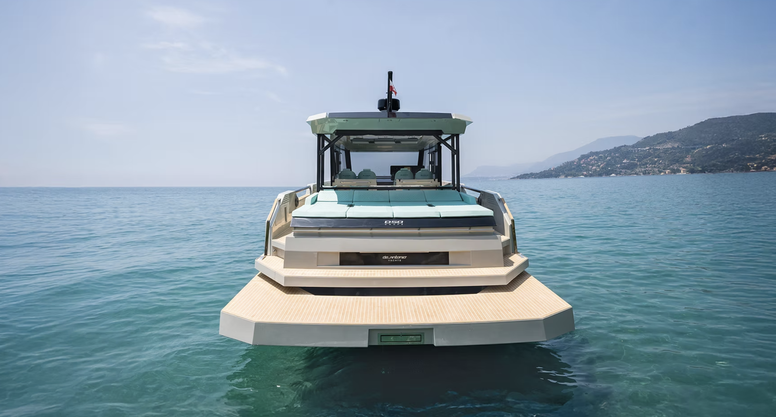 De Antonio D50 Open – Yate Deportivo 50 Pies | Hasta 1.600 HP, foto 5